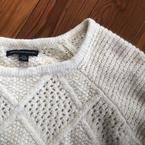 American Eagle Outfitters Sweaters - Pretty cream oversized sweater. 🍃